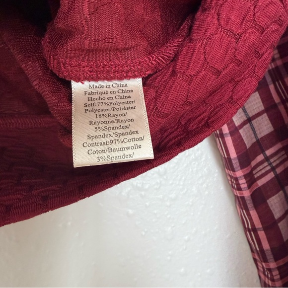 Porridge Burgundy Top with Plaid Sleeves - Picture 3 of 6
